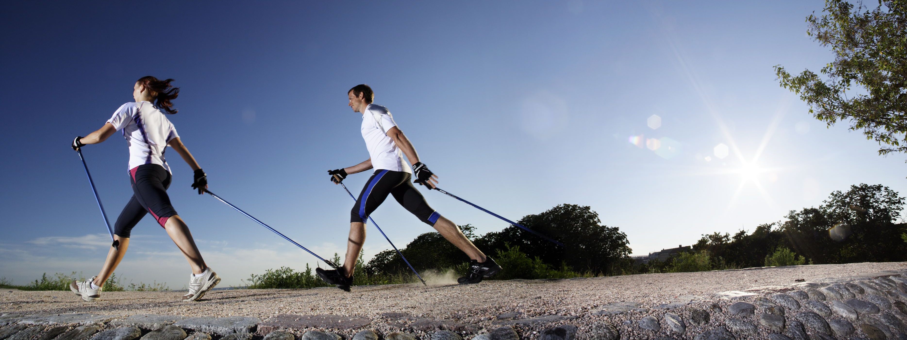 IL NORDIC WALKING