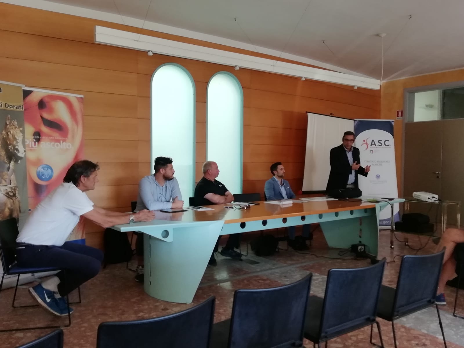 ASC incontra le Associazioni e Societ   sportive dilettantistiche della provincia  Prossima una collaborazione con la Confcommercio