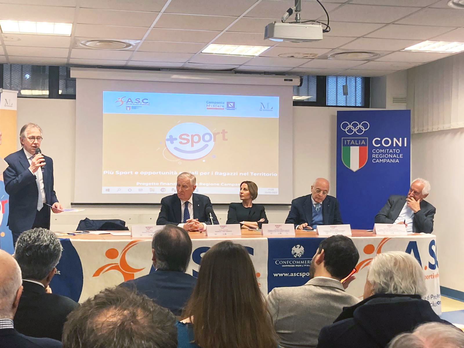 COMUNICATO STAMPA - PRESENTATO A NAPOLI PROGETTO  SPORT